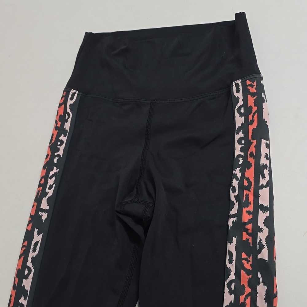 Beach RiotJade Legging Multi Leopard - Picture 4 of 11
